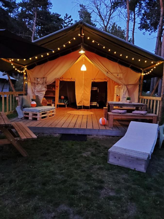 Vakantiepark De Bergen Wanroij - Safaritent 외부 사진
