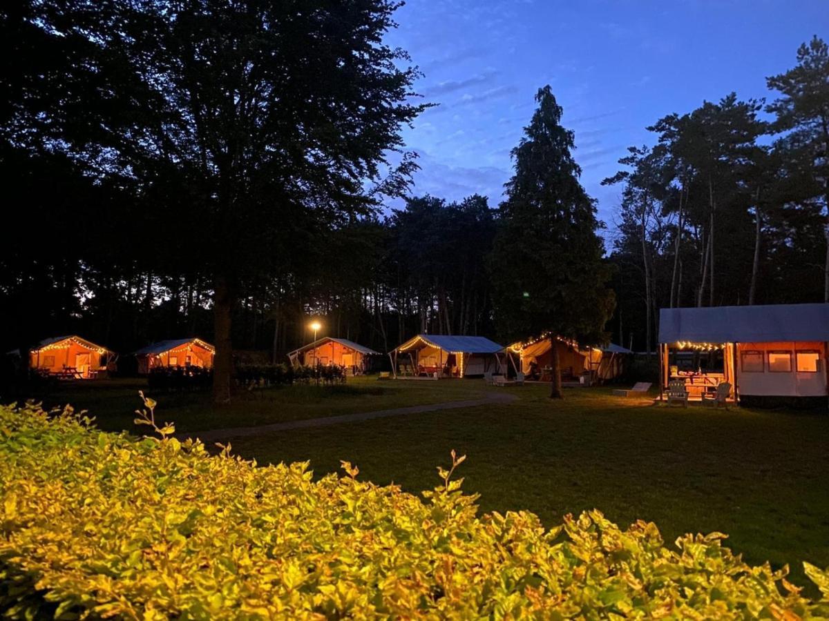 Vakantiepark De Bergen Wanroij - Safaritent 외부 사진